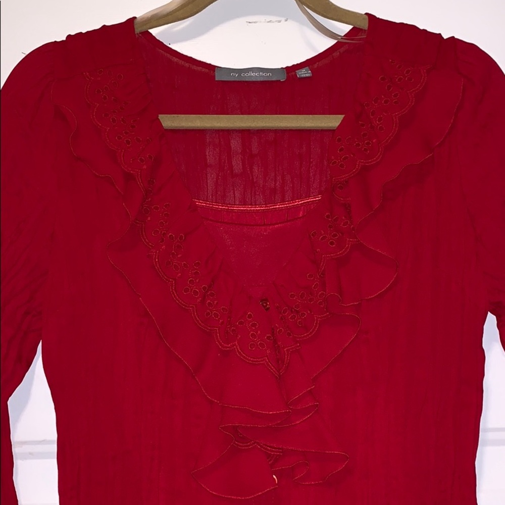 NY Collection Red Ruffle Blouse Sz M Peplum Eyelet Trim 3/4 Sleeve Feminine Top - Picture 2 of 4